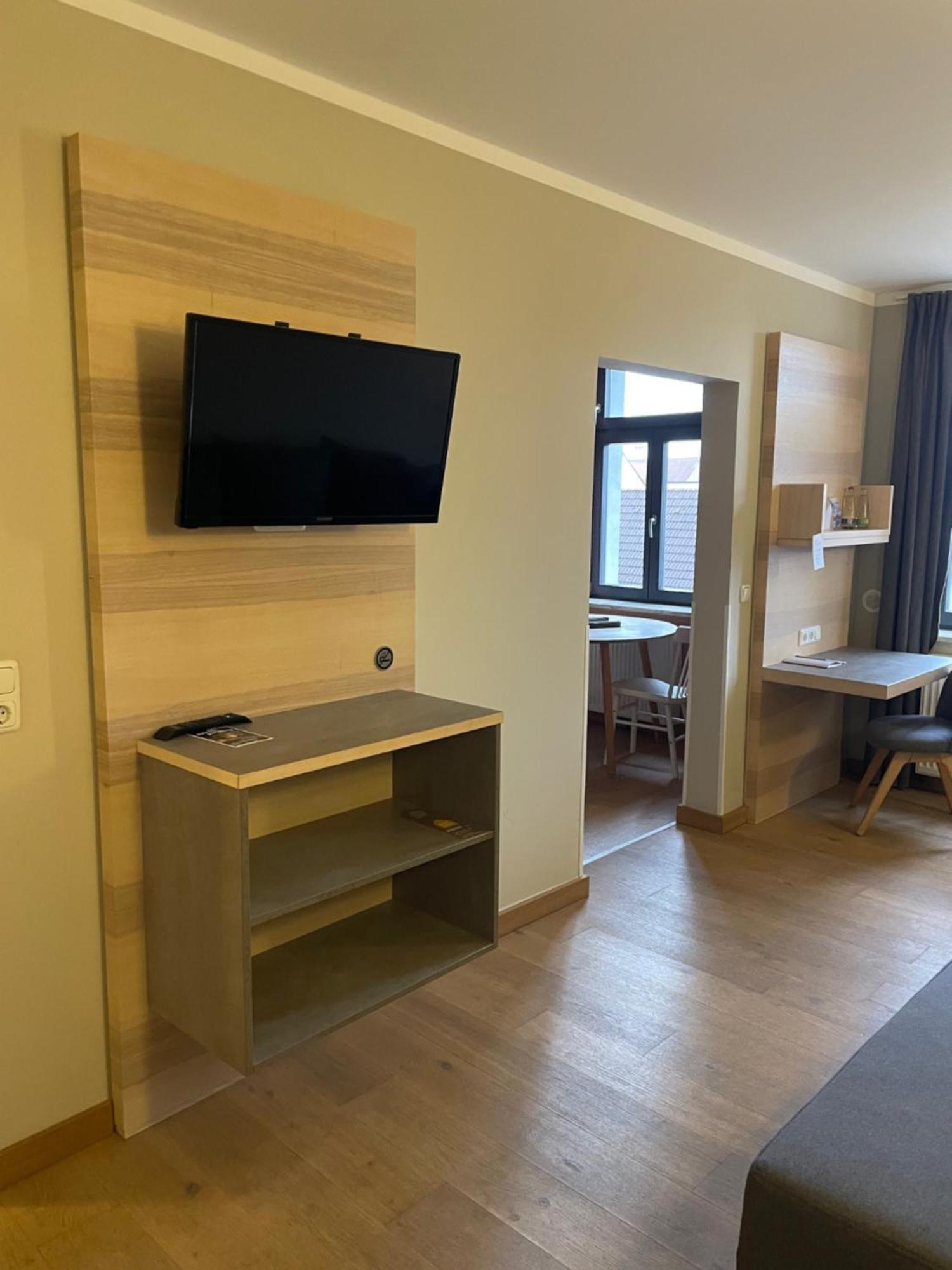 Hotel Stadthaus Erlangen Bagian luar foto